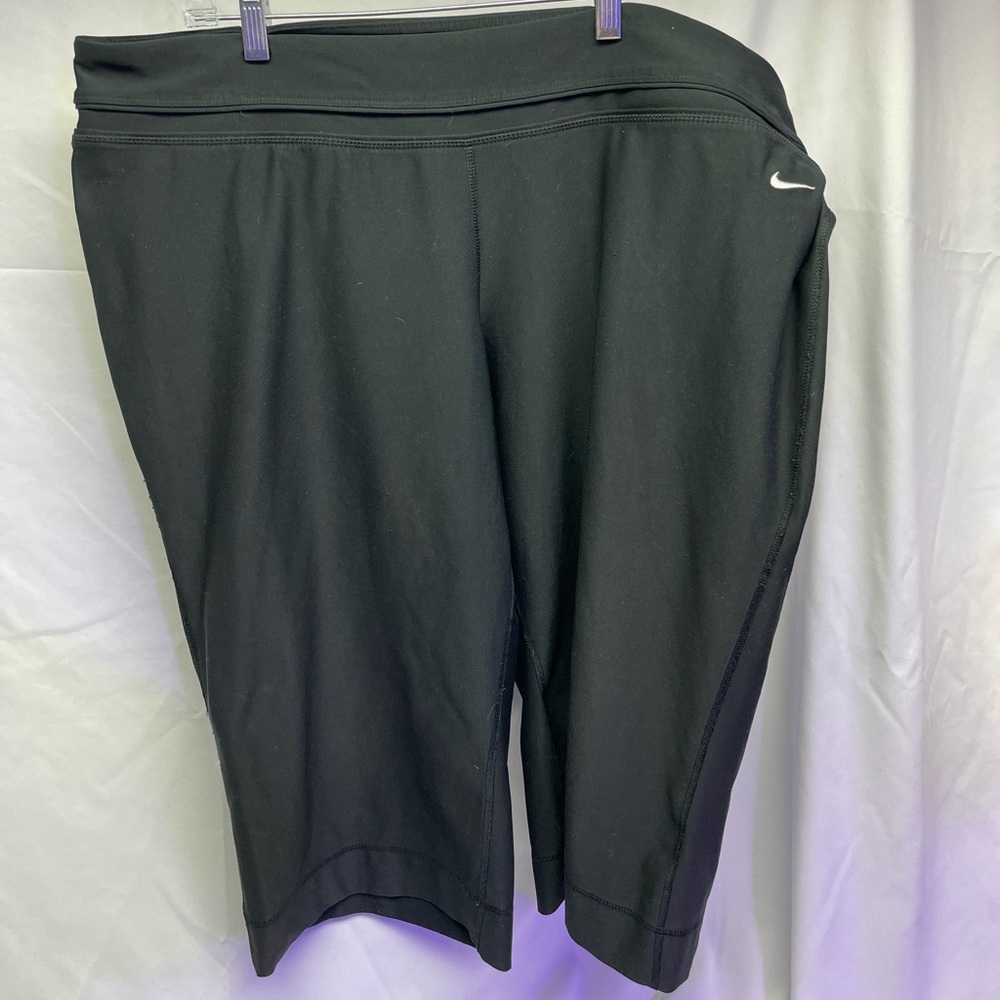 Nike Women's Plus Dri-Fit Leggings Black Printed Crop Running 2x